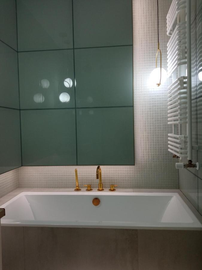 Zloty Apartament Bokserska Varsovia Exterior foto